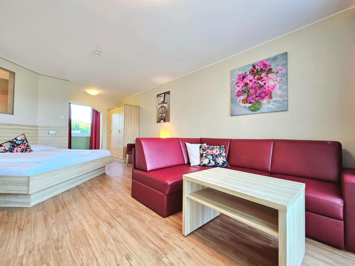 Trebesingerhof Hotel ภายนอก รูปภาพ