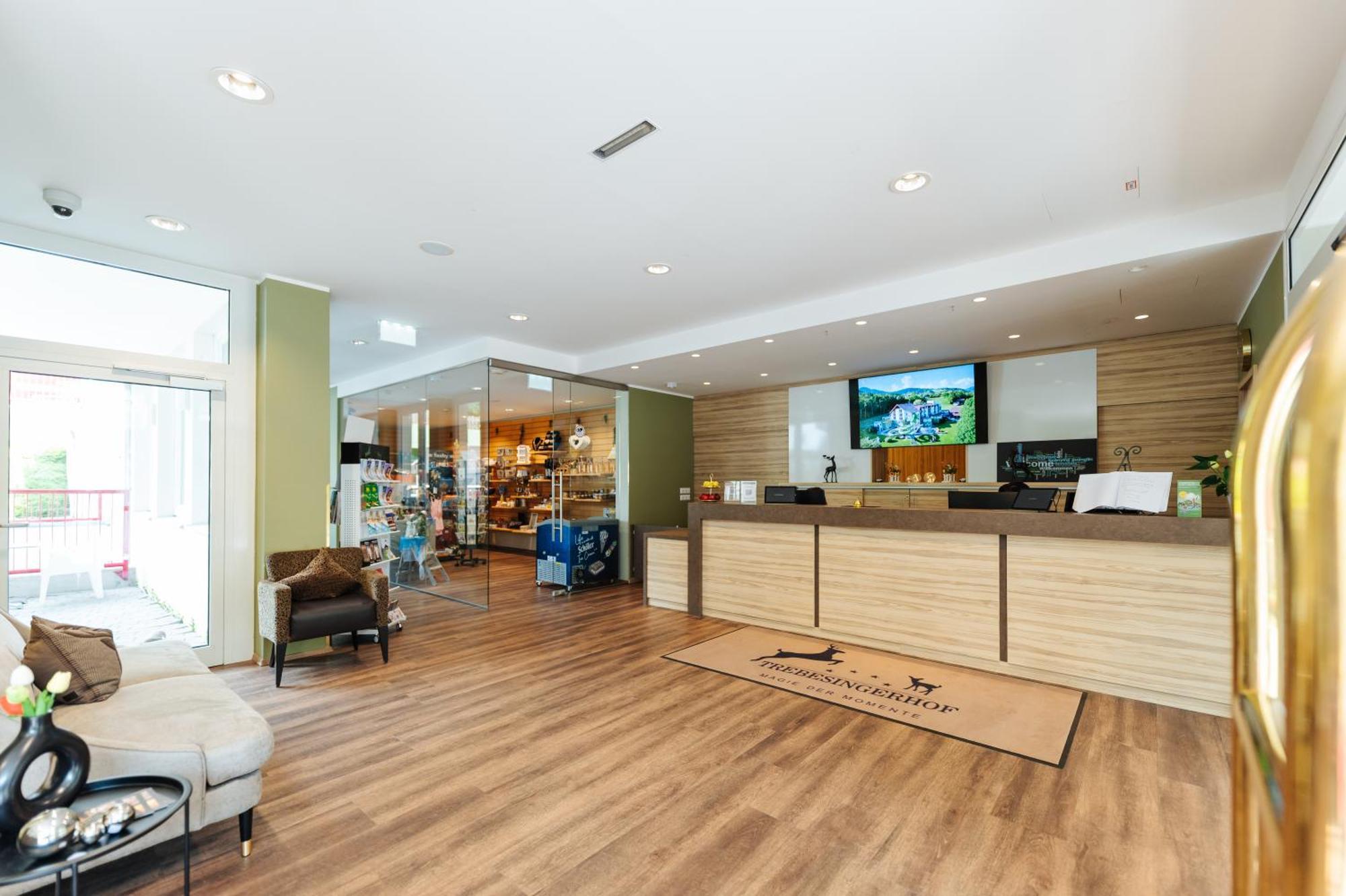 Trebesingerhof Hotel ภายนอก รูปภาพ